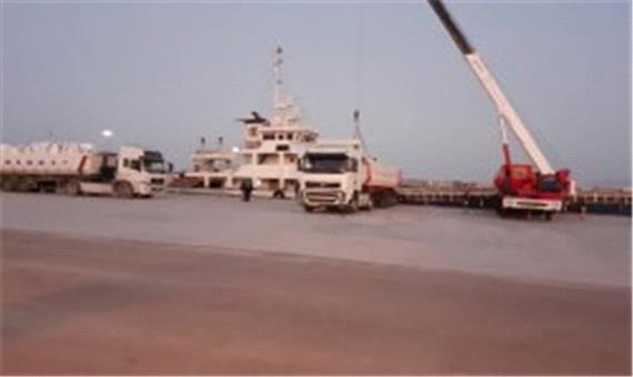 برای نخستین بار صادرات گچ از بندر چارک به کشور قطر فراهم شد