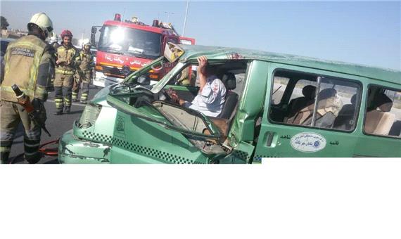 مصدومیت 9 نفر در حادثه رانندگی اتوبان تهران - قم