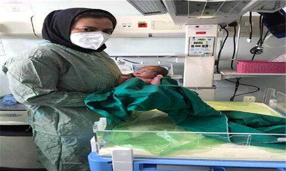 تولد نخستین نوزاد پس از کرونا در بلوک زایمان بیمارستان فرقانی قم