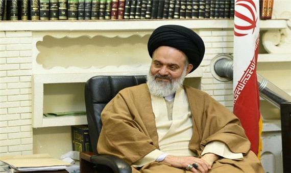 حسینی بوشهری: مراجع نگران وضعیت قم هستند/برخورد با مشکلات فرهنگی صرفاً قهرآمیز نباشد