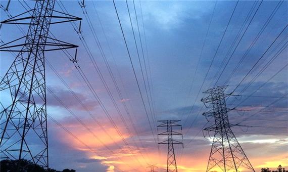 9 پروژه انتقال و توزیع برق در قم به بهره‌برداری رسید/اضافه شدن 190 مگاولت آمپر به ظرفیت تولید برق استان