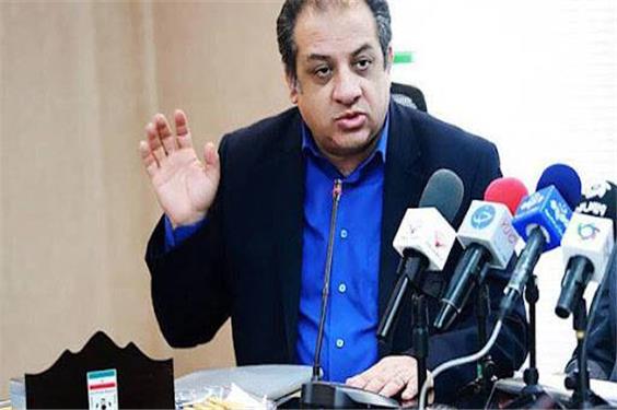 سهیل مهدی با موتورسیکلت در باشگاه استقلال!