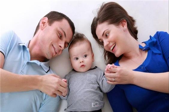چه ژن‌هایی از والدین خود به ارث می‌بریم؟