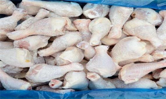 مرغ‌ های منجمد بازار قم را گرم می‌کنند
