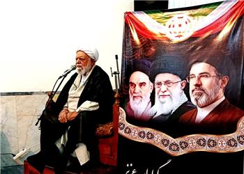 آیتالله شبیری زنجانی بر نفس خود مسلط بود و از شهرت پرهیز داشت