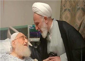 عیادت رئیس دفتر رهبر انقلاب در قم از آیتالله نوری همدانی