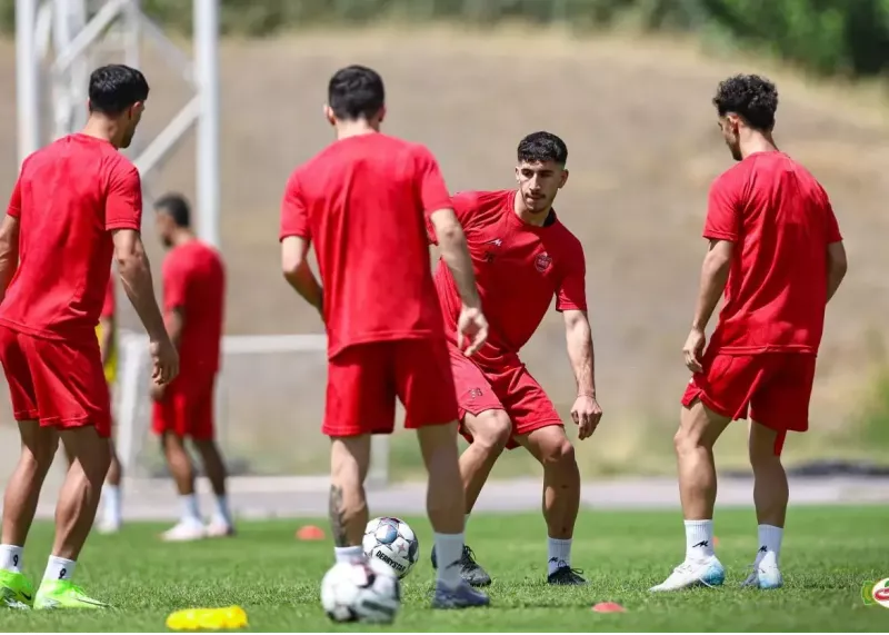 10 بازیکن جدید به پرسپولیس پیوستند