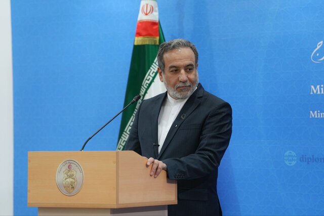 عراقچی: رژیم صهیونیستی برای تجزیه سوریه و ایجاد «اسرائیل بزرگ» تلاش می‌کند