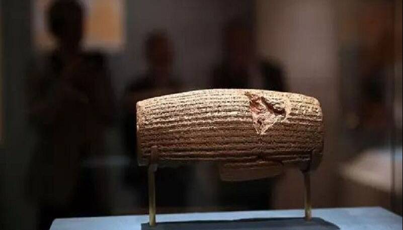 تصویب رسمی منشور حقوق بشر کوروش در یونسکو