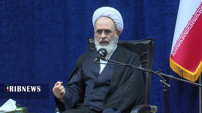 خدمت به طلاب باید با رویکرد رفع نیاز‌های مادی و معنوی باشد