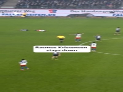 ستاره ۱۸ ساله جان بازیکن حریف را نجات داد