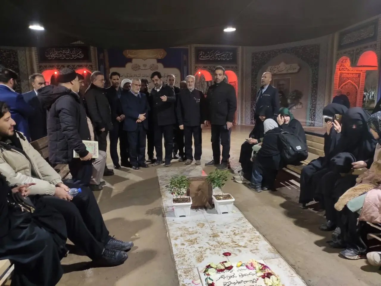 سفر پورجمشیدیان قائم‌مقام وزیر کشور به قم و حضور در جمع زائران جمکران