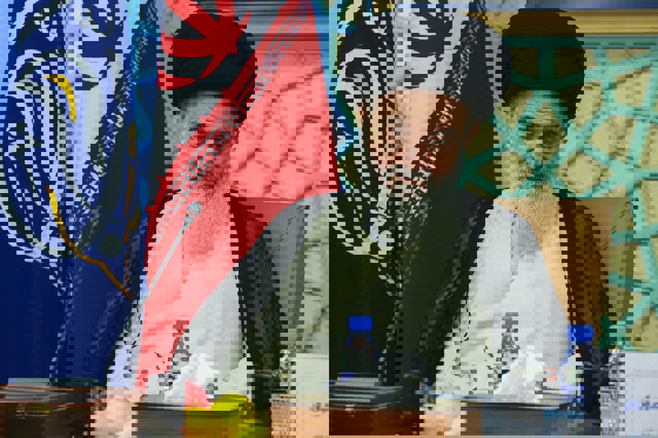 دفاع از ولایت در اولویت اقدامات آیت الله محمودی بود