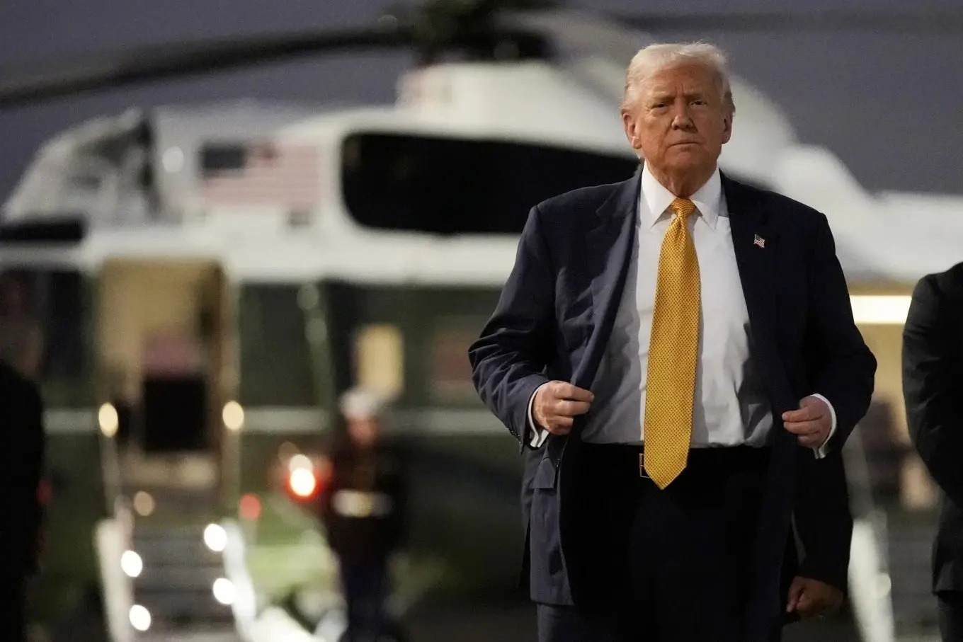 نیویورک تایمز: در ذهن تهران و ترامپ چه می‌گذرد؟