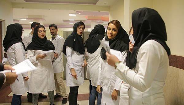 غربالگری سلامت روان همه دانشجویان علوم پزشکی