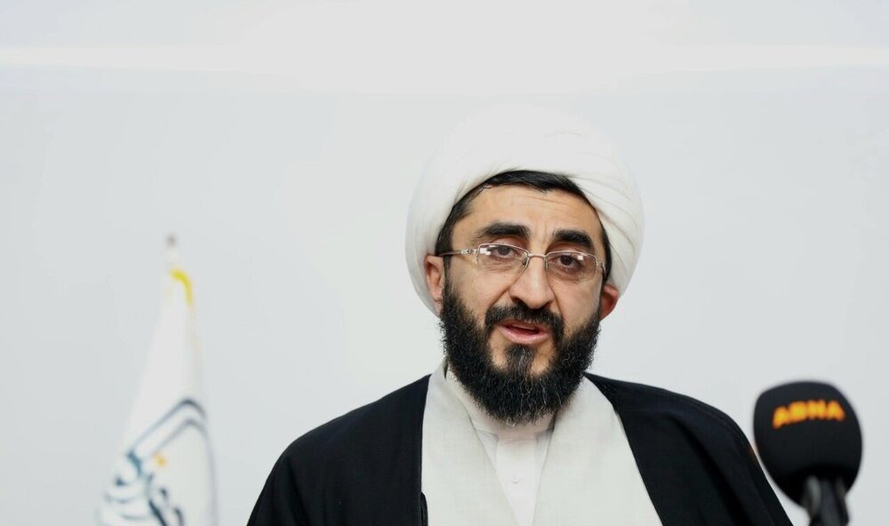 حضور مردم در صحنه، محاسبات دشمن را به هم می‌ریزد