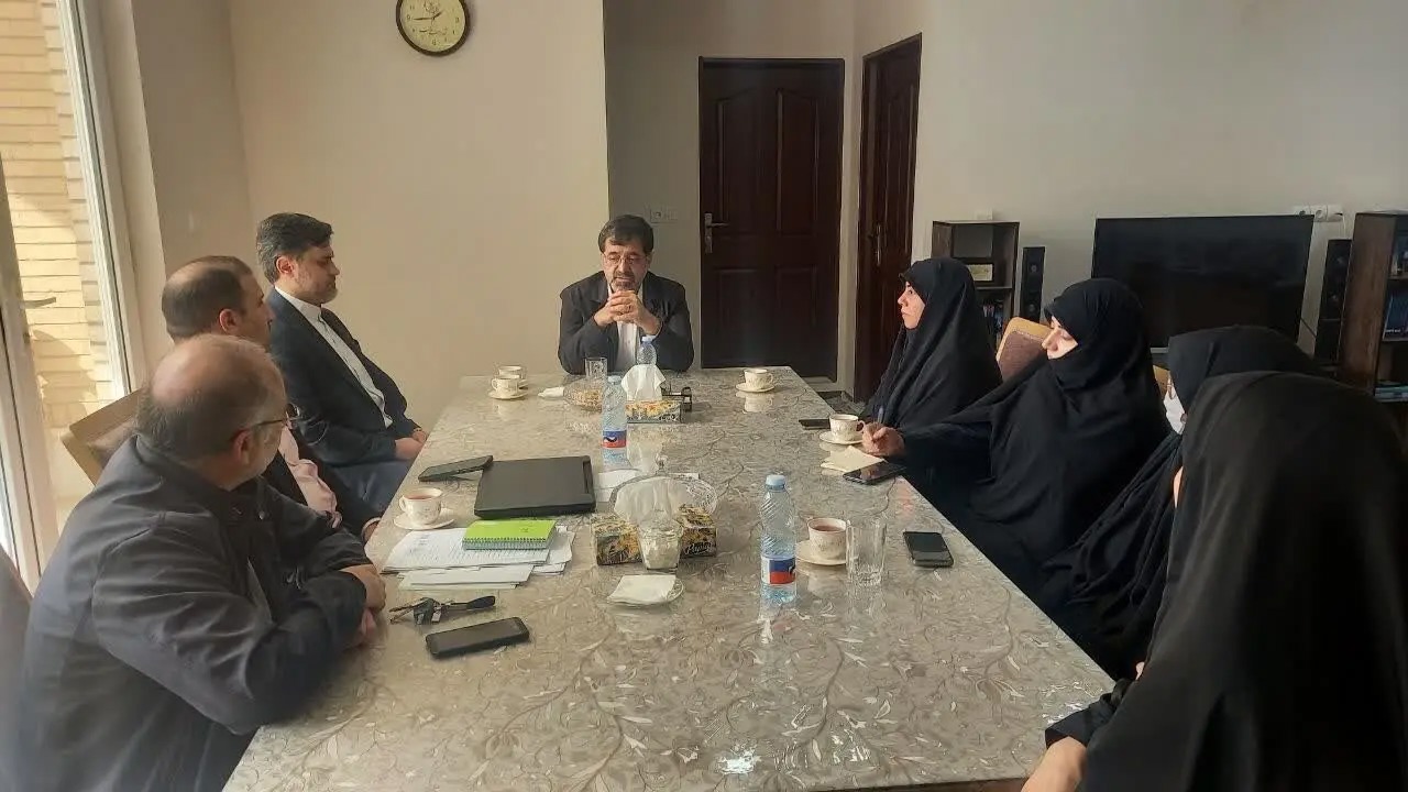 دیدار رئیس دانشگاه حضرت معصومه(س) قم با استاندار قم