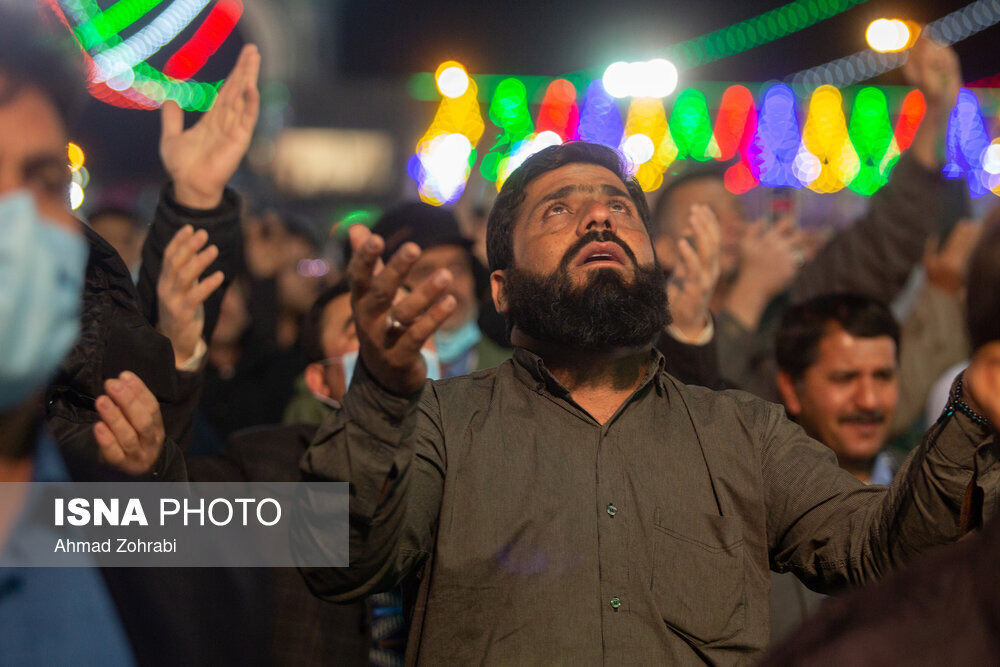استاد حوزه: دعا را به خواندن الفاظ تقلیل ندهیم