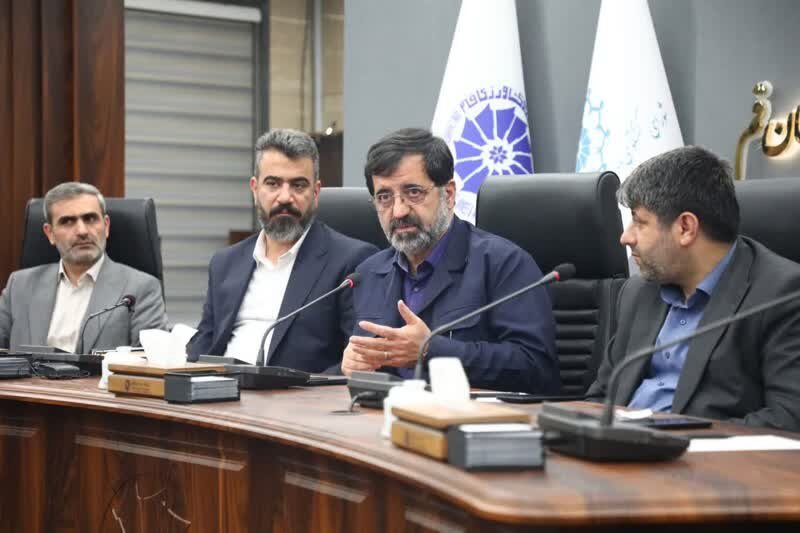 انتقاد استاندار قم از زمان‌بر بودن فرآیند اعطای تسهیلات به تولیدکنندگان