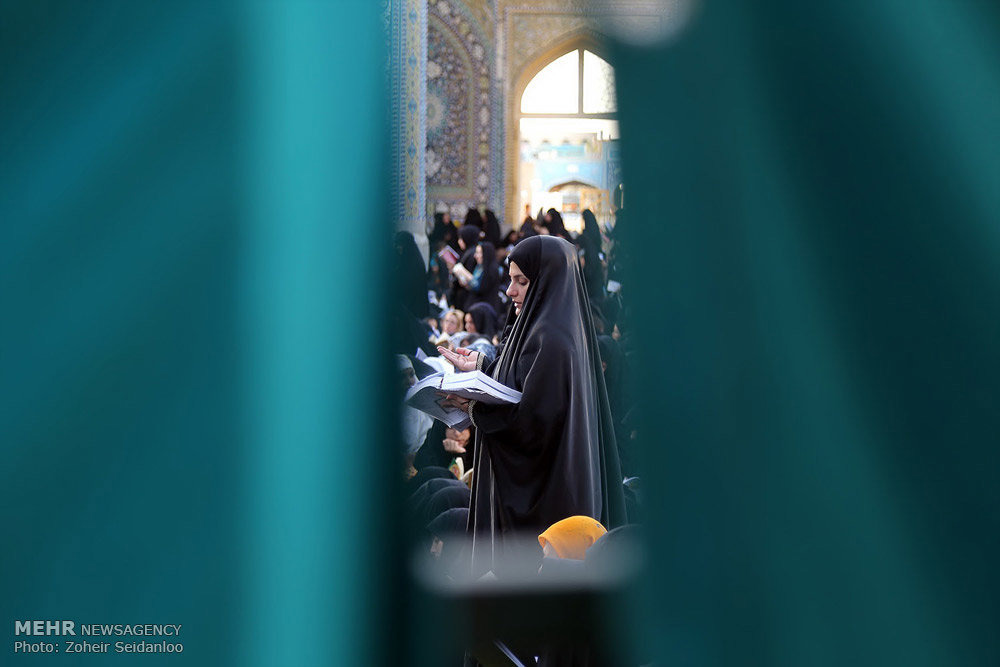 آئین دعای عرفه در حرم بانوی کرامت برگزار می شود