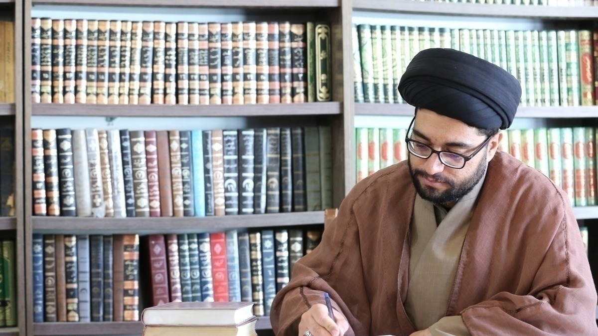 حوزه پیشرو، حوزه‌ای تمدن‌ساز و پاسخگو به نیازهای جامعه است