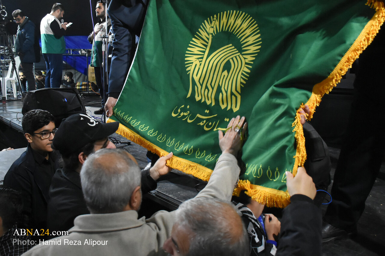 میزبانی رایگان آستان قدس رضوی از آسیب‌دیدگان جنگ تحمیلی سوم