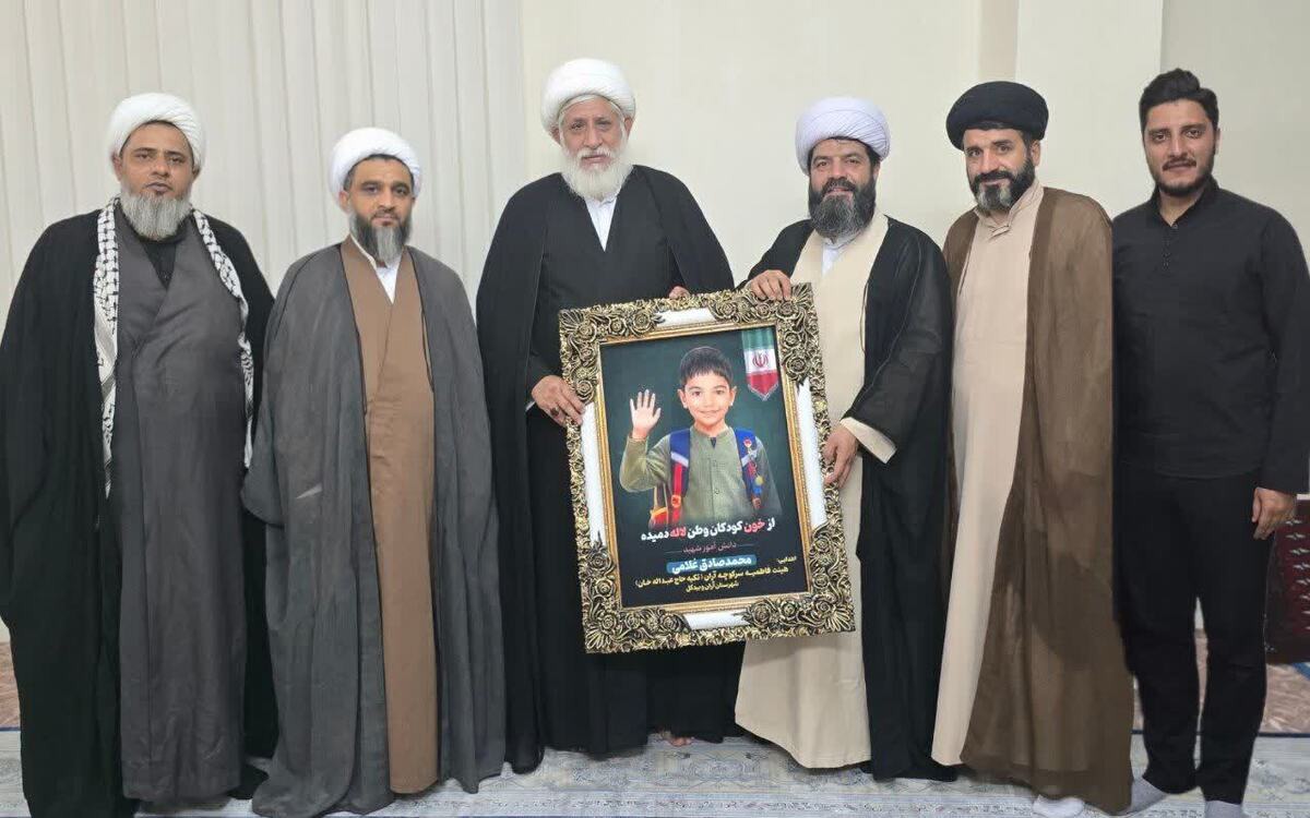 تشکر و قدردانی نمایندگان مدیرحوزه های علمیه از امام جمعه میناب