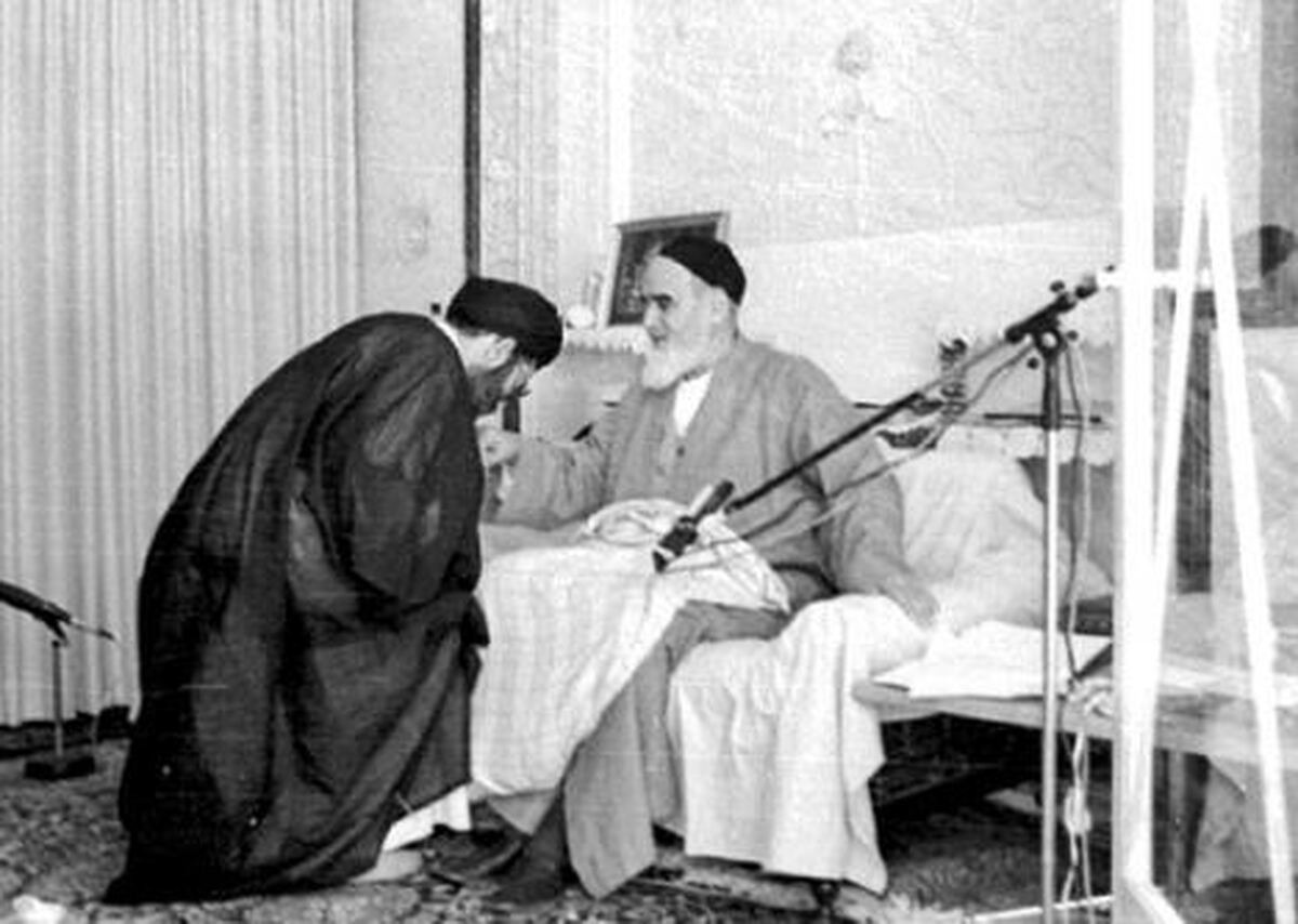 امام از اختلافات داخلی می‌ترسید/ وقتی کفن آیت‌الله خامنه‌ای به امام رسید