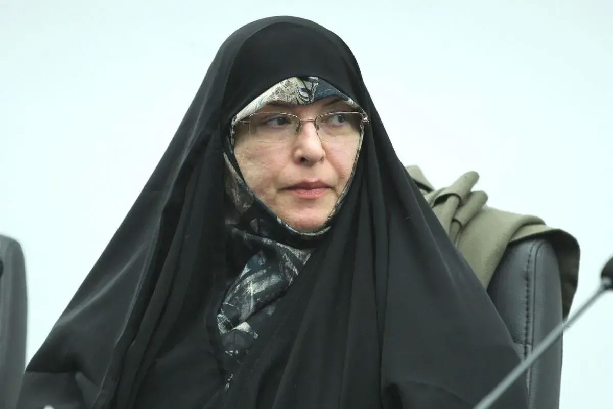 در اندیشه‌های رهبرانقلاب، خانواده راه حل مسائل جامعه