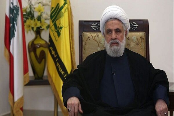 شیخ نعیم قاسم: نمایش تحقیرآمیز مذاکرات مستقیم با دشمن را متوقف کنید/ مفتخریم که امام خمینی(ره) الگوی ما است