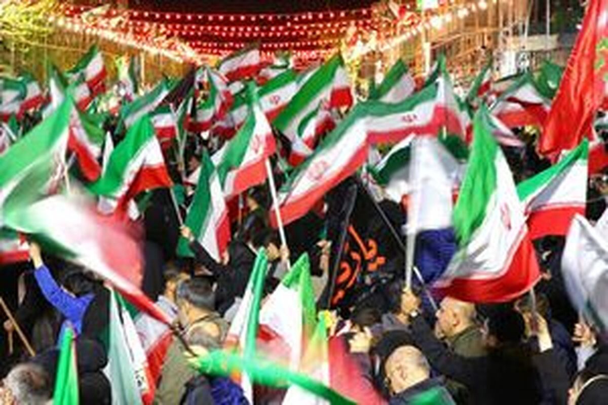 تفرقه در میانه جنگ؛ آیا هر که مذاکره کند خائن است؟