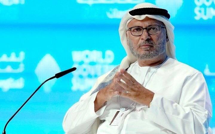 انور قرقاش: امیدواریم تفاهم‌نامه تهران-واشنگتن ورق جنگ را برگرداند