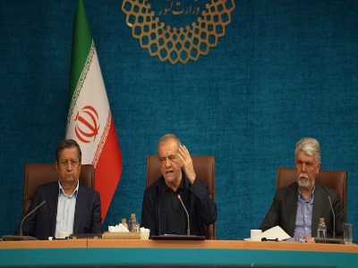 پزشکیان: شورای عالی امنیت ملی با قاطعیت مصوب کرده مذاکره کنیم