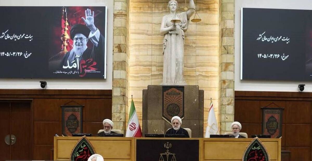 مسؤولان با چشمان باز و هوشیاری تمام و کمال مذاکره خواهند کرد