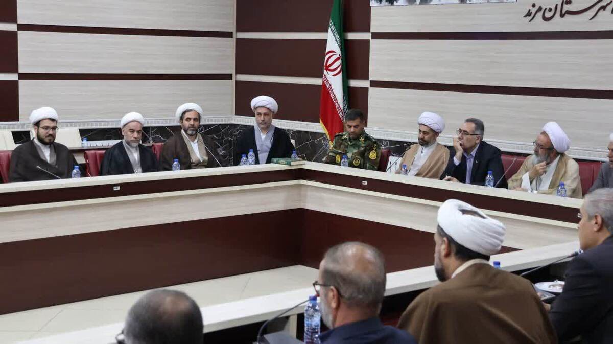 ساده‌زیستی و مردمداری باید سرلوحه مدیران نظام اسلامی باشد