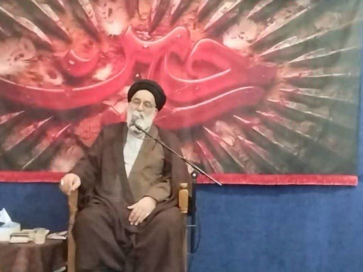 عاشورا اسلام را از انحراف نجات داد