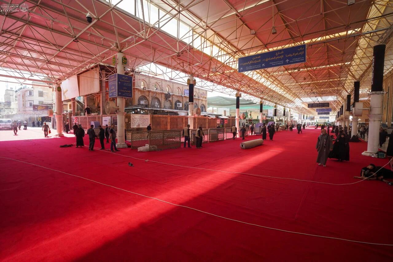 عکس خبری/  آماده‌سازی صحن حرم امام علی(ع) برای استقبال از عزاداران