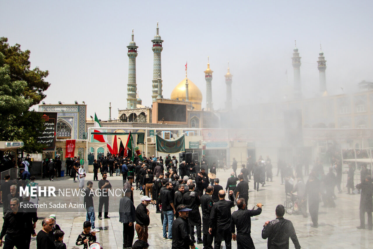 طنین نوای «یا حسین» در شهر کریمه اهل‌بیت(س)؛ قم در روز عاشورا غرق ماتم