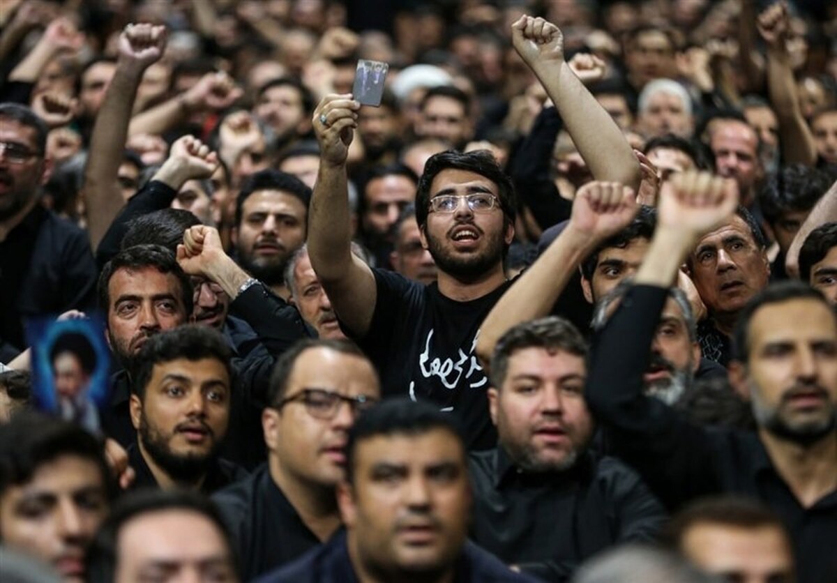 برگزاری مراسم عزاداری شب عاشورای حسینی در جوار محل شهادت قائد شهید