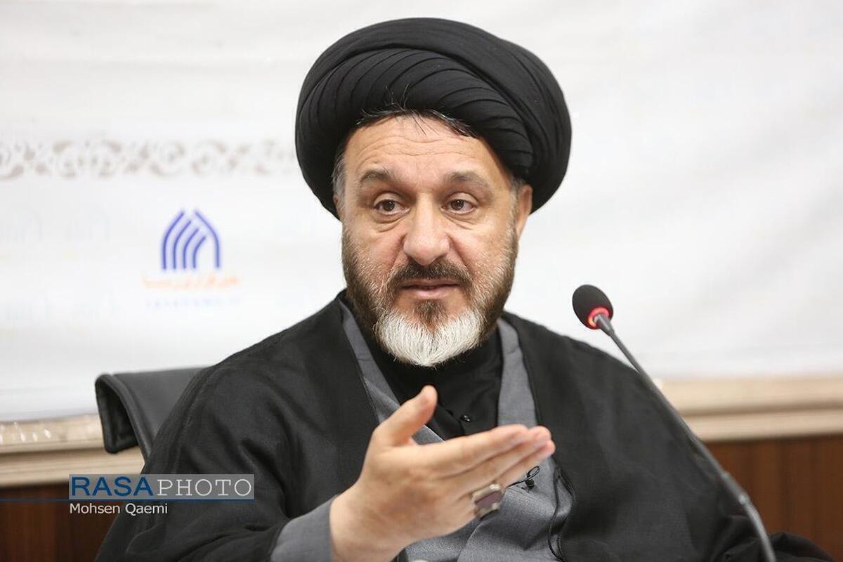 خون قائد شهید امت تا ابد در رگ‌های ملت ایران جوشش دارد
