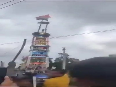 ۳ کشته در پی برخورد ارابه به کابل برق در یک مراسم مذهبی در هند