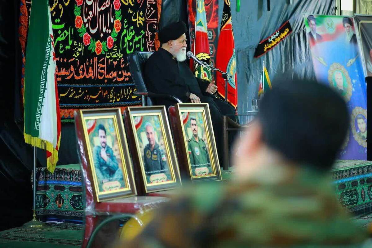یکپارچه شدن جهان اسلام در مقابل استکبار با تبیین شهادت مظلومانه رهبری