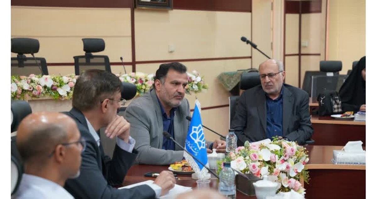 اتحاد و انسجام ملت عامل پیروزی و قوام نظام جمهوری اسلامی شد