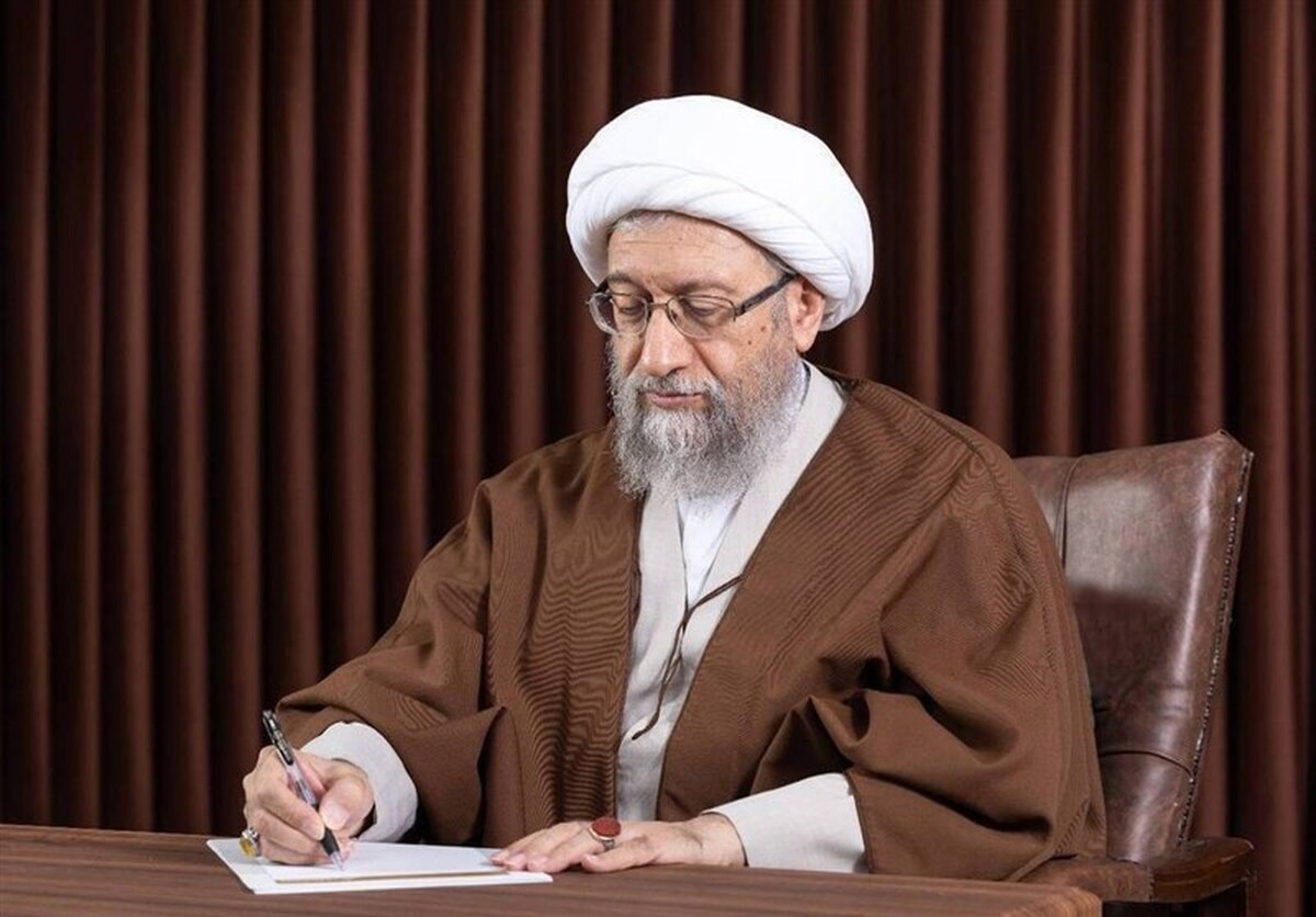 دعوت آیت‌الله آملی‌لاریجانی از همگان برای شرکت در تشییع رهبر شهید انقلاب