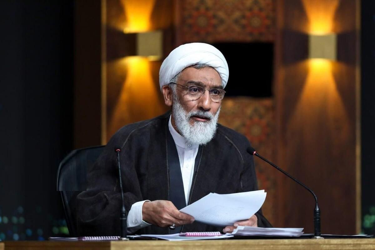 شهادت امضای صداقت رهبر شهید در زندگی‌شان بود