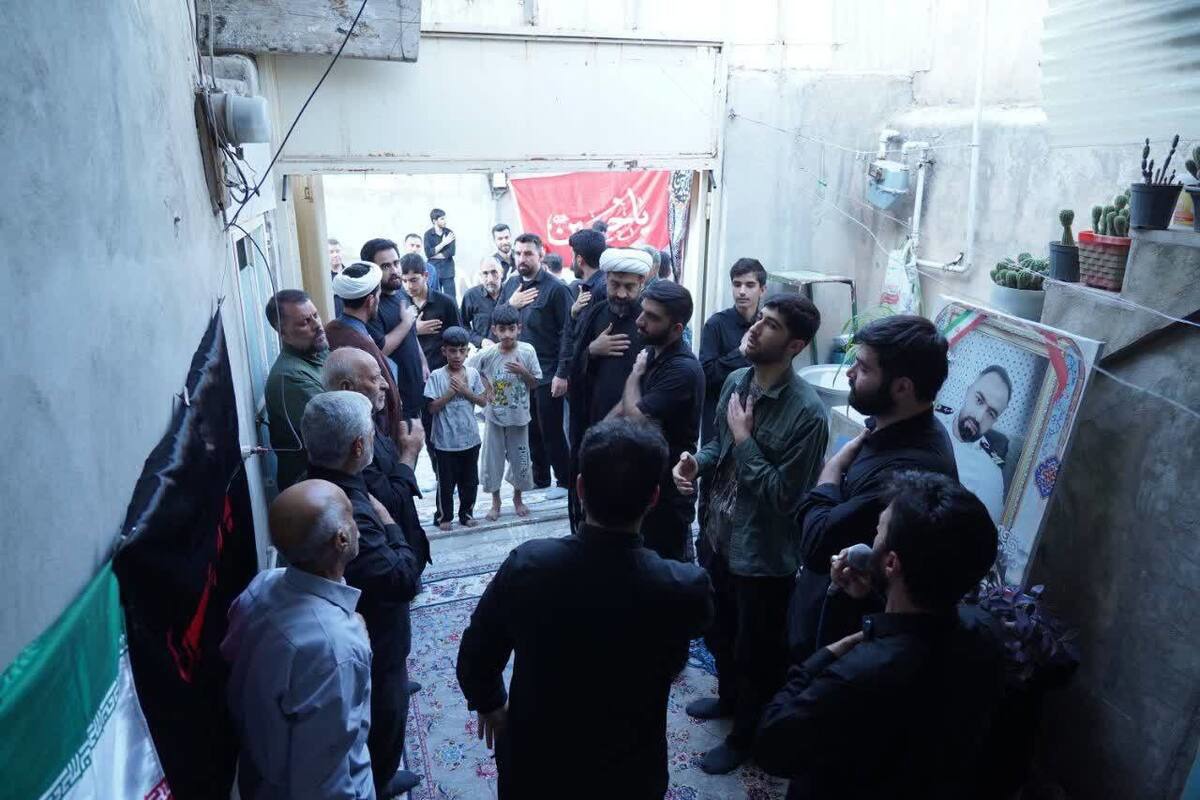 ملت ایران با روحیه عاشورایی از حقوق و آرمان‌های خود دفاع می‌کند