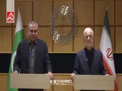 وزیر کشور پاکستان: رهبر شهید گفتند فرزندان حضرت علی(ع) هرگز سر خم نخواهند کرد