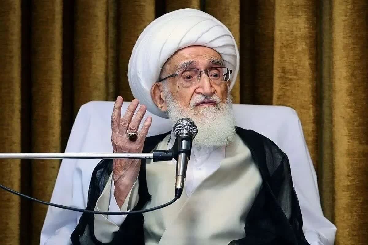 همه دنیا از عظمت حضور مردم در مراسم وداع رهبر شهید متحیر شد