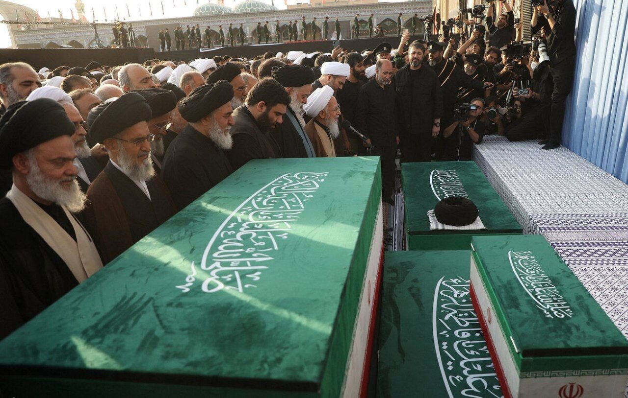 واکاوی شهادت‌نامه وتعابیرخاص آیت‌الله جوادی‌آملی درنماز برای امام شهید