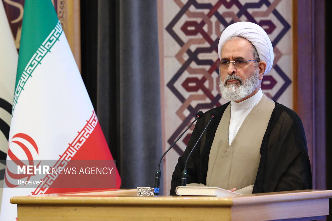 تشییع میلیونی رهبر شهید پیام خون‌خواهی شرعی و قانونی ملت به دنیا رساند
